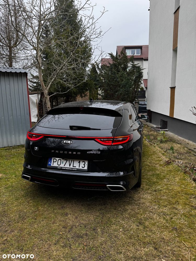 Kia ProCeed - 21