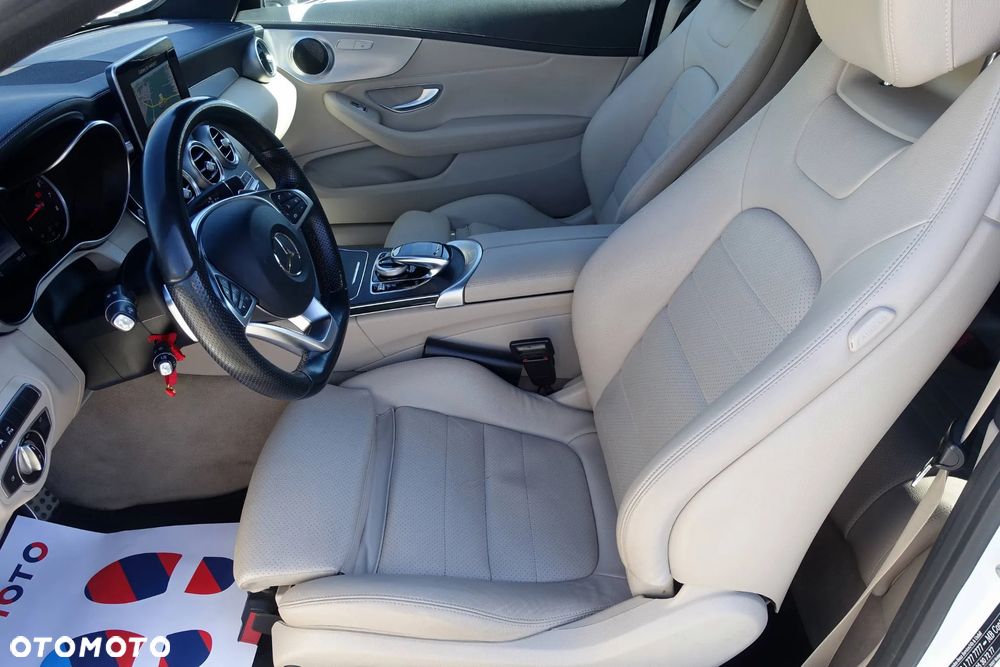 Mercedes-Benz Klasa C 200 4Matic 9G-TRONIC - 13