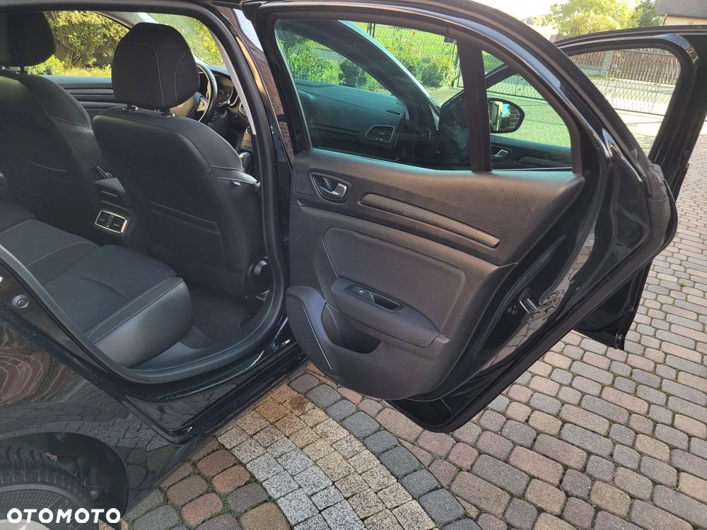 Renault Megane ENERGY TCe 140 EDC LIMITED - 16