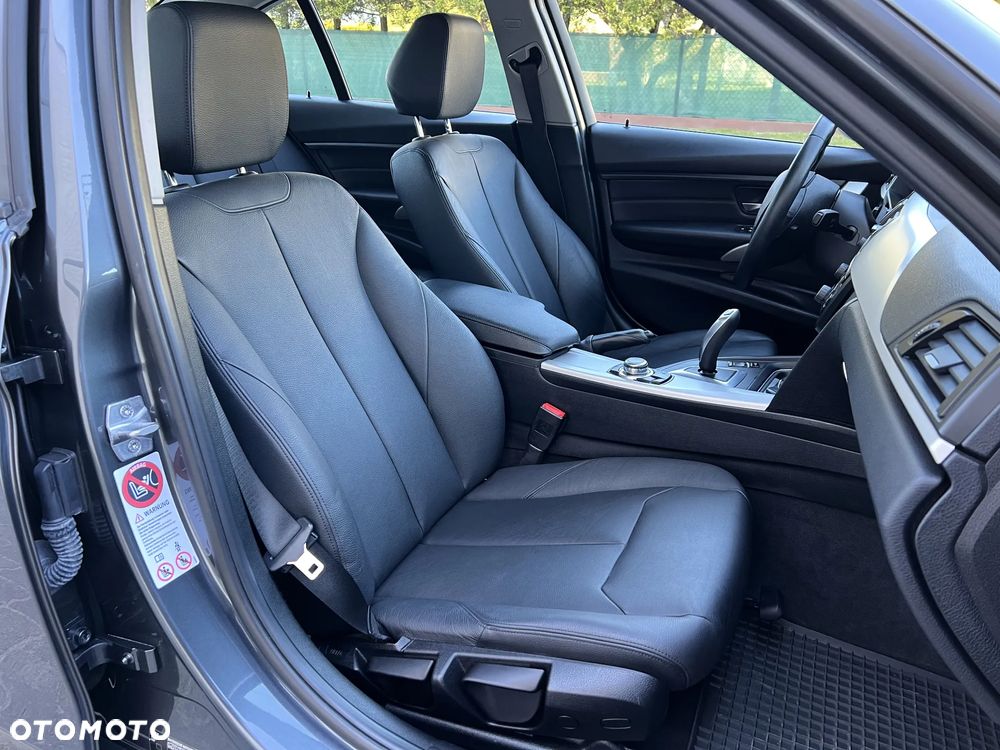 BMW Seria 3 316i - 25