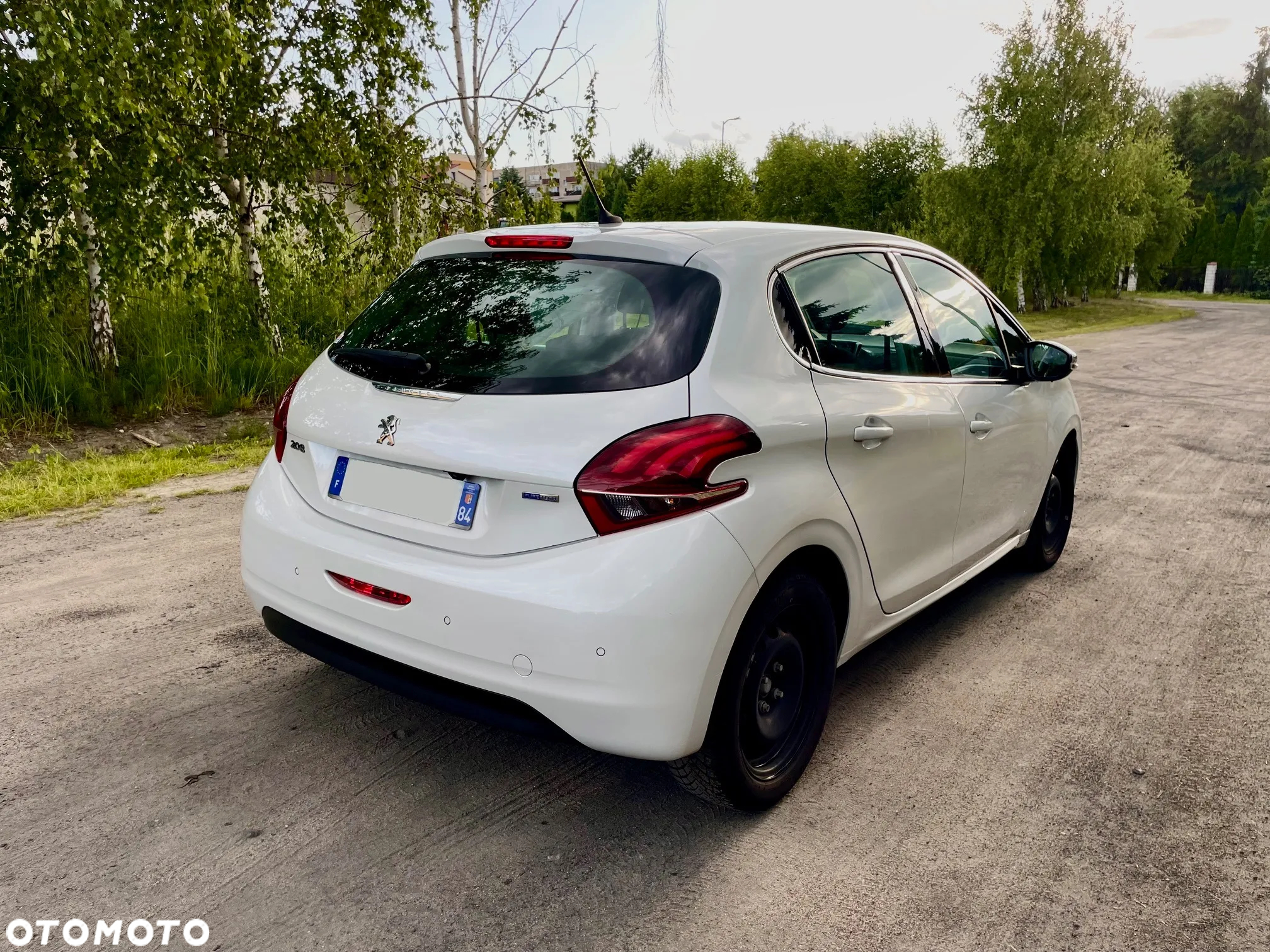 Peugeot 208 - 2