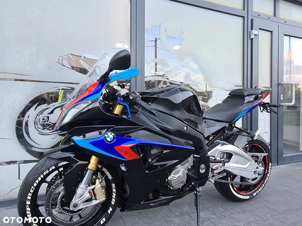 BMW S