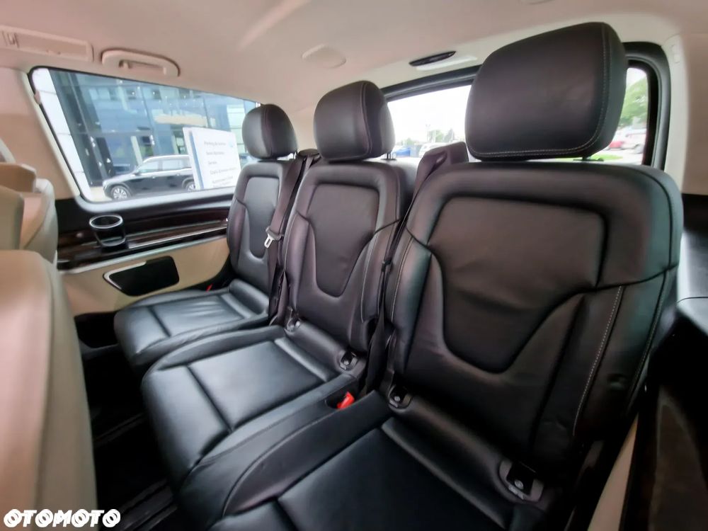 Mercedes-Benz Klasa V 250 (BlueTEC) d Avantgarde 7G-Tronic (d³ugi) - 16