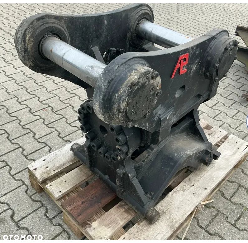 Komatsu Głowica powertillt Pladdet CW40 - 2