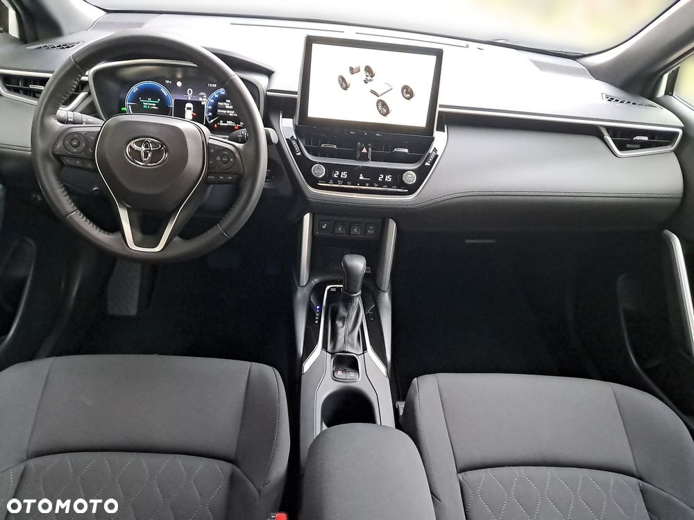 Toyota Corolla Cross - 9