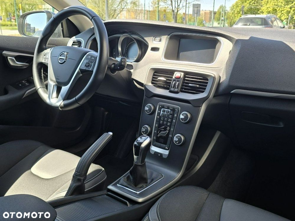 Volvo V40 - 10