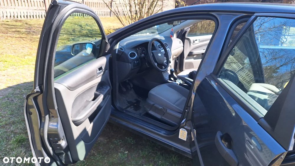 Ford Focus 1.6 Ti-VCT Ghia - 7