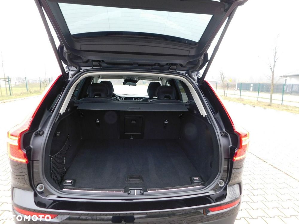 Volvo XC 60 D4 Momentum Pro - 13