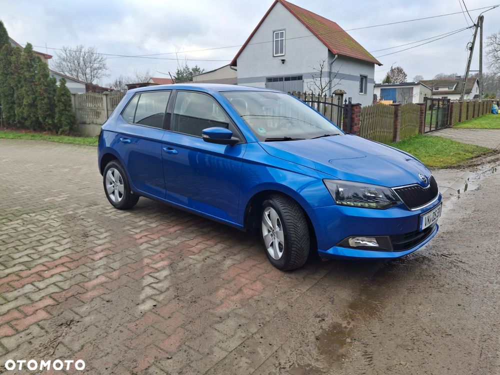 Skoda Fabia 1.0 TSI Cool Edition Red & Grey - 3