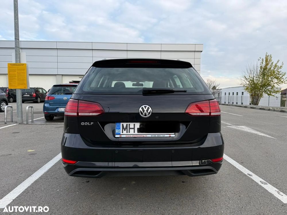 Volkswagen Golf 1.6 TDI Comfortline - 14
