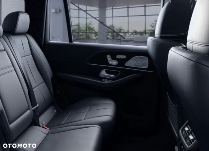 Mercedes-Benz GLS - 9