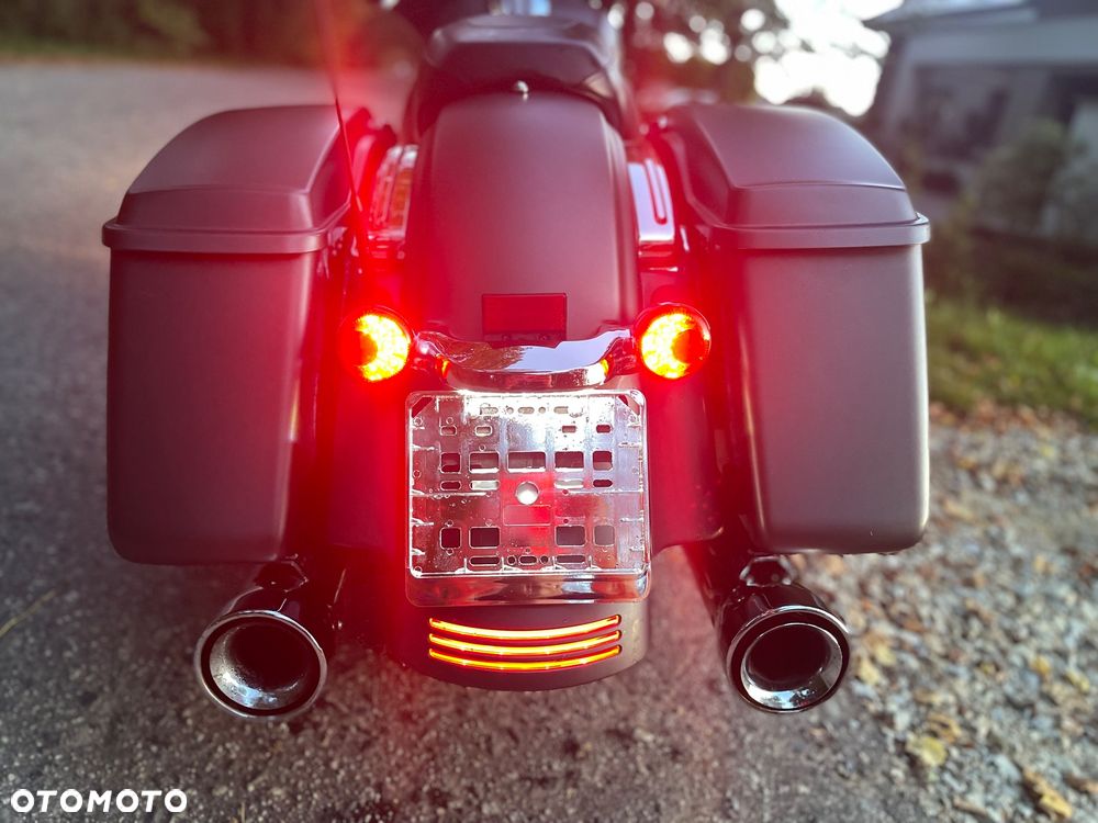 Harley-Davidson Touring Street Glide - 6