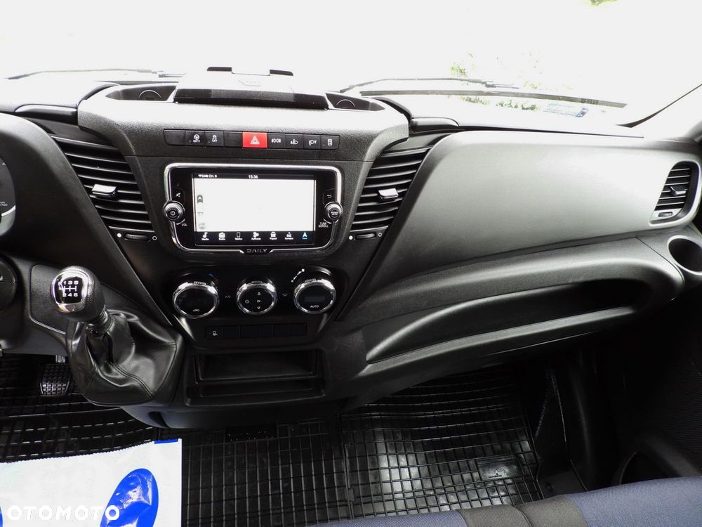 Iveco DAILY 35S18 PLANDEKA 10 PALET WEBASTO TEMPOMAT NAWIGACJA LEDY KLIMATYZACJA  180KM - 32