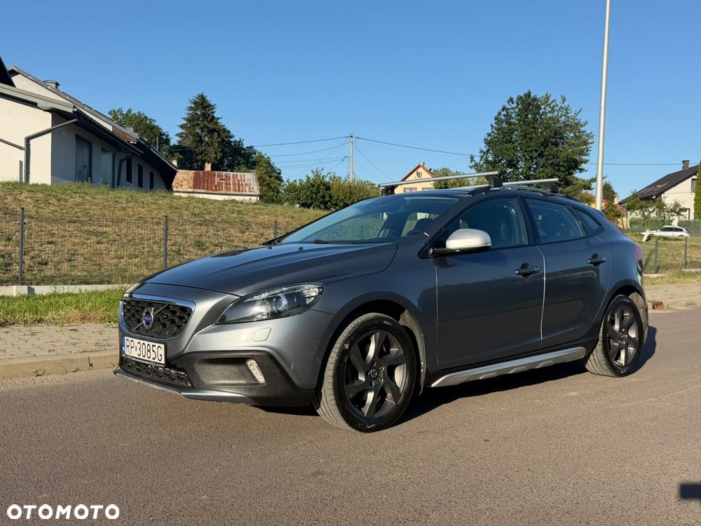 Volvo V40 D2 Momentum - 1
