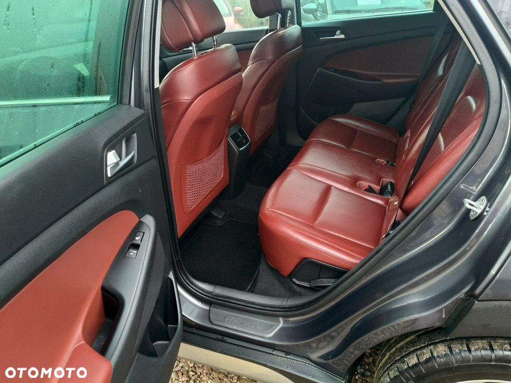 Hyundai Tucson - 4