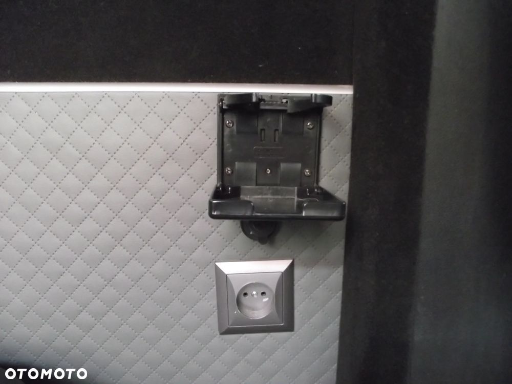 Mercedes-Benz Sprinter 907.253 - 25