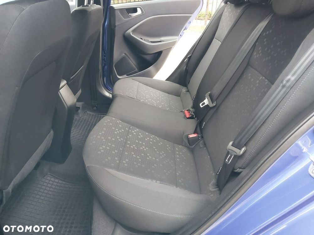 Hyundai i20 1.2 Comfort - 20