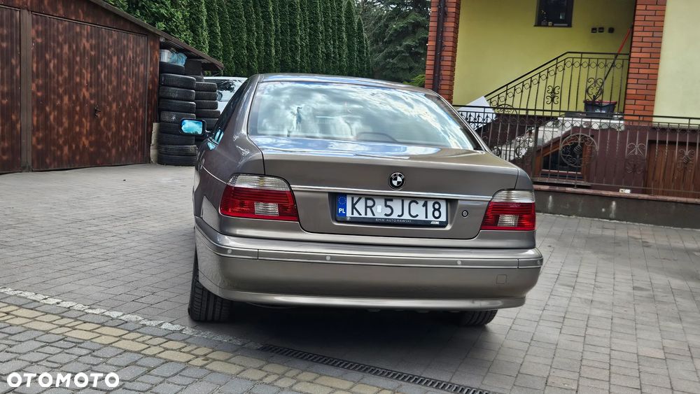 BMW Seria 5 - 9