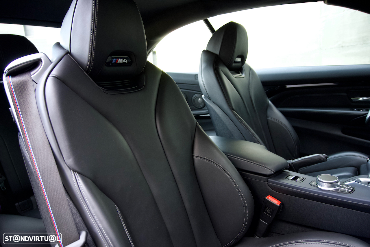BMW M4 Cabrio DKG Competition - 25