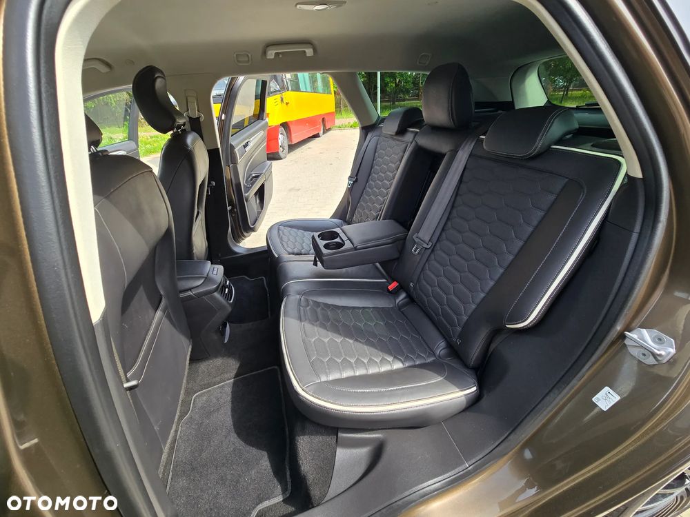 Ford Mondeo SW TDCi Bi-Turbo PowerShift-Aut Vignale - 11