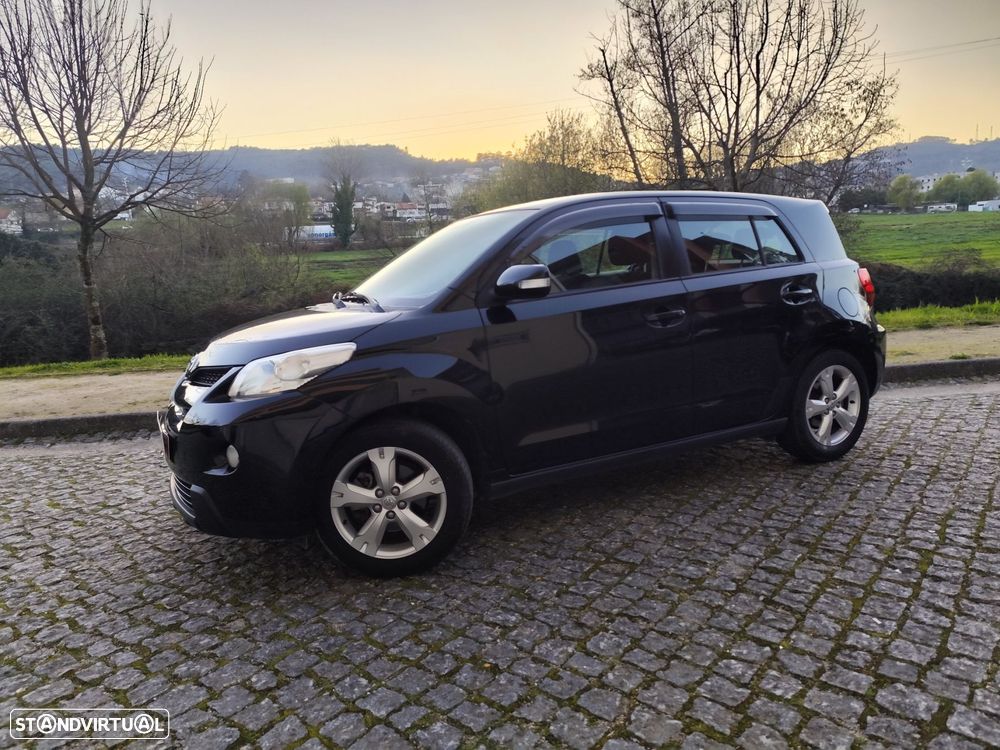 Toyota Urban Cruiser 1.33 VVT-i Sol - 3