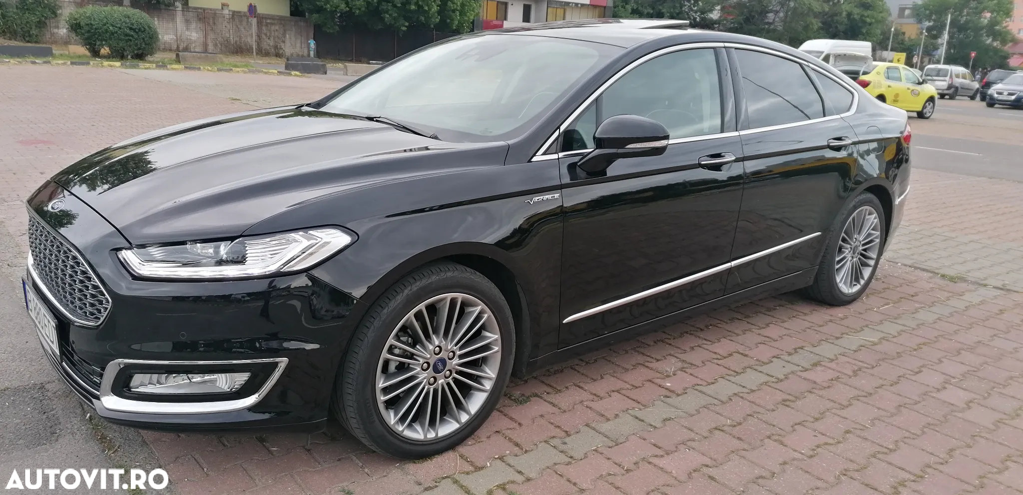 Ford Mondeo 2.0 HEV Vignale - 2