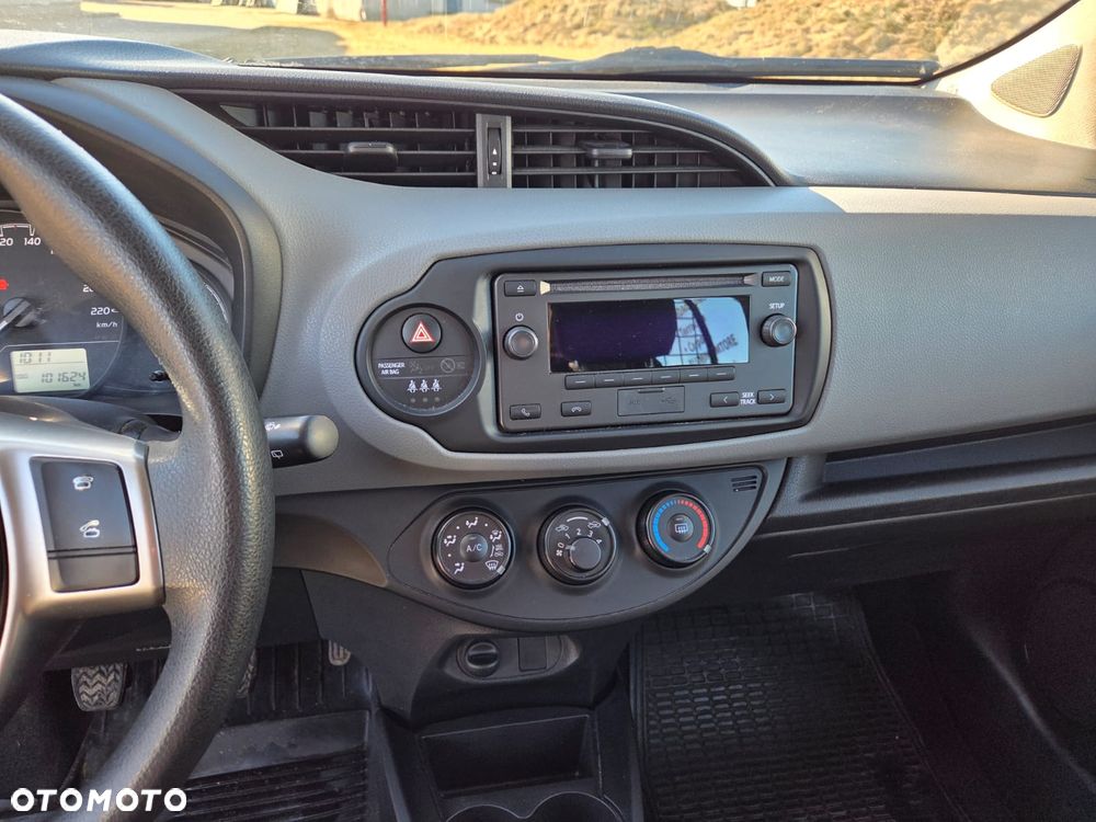 Toyota Yaris 1.0 Active - 10
