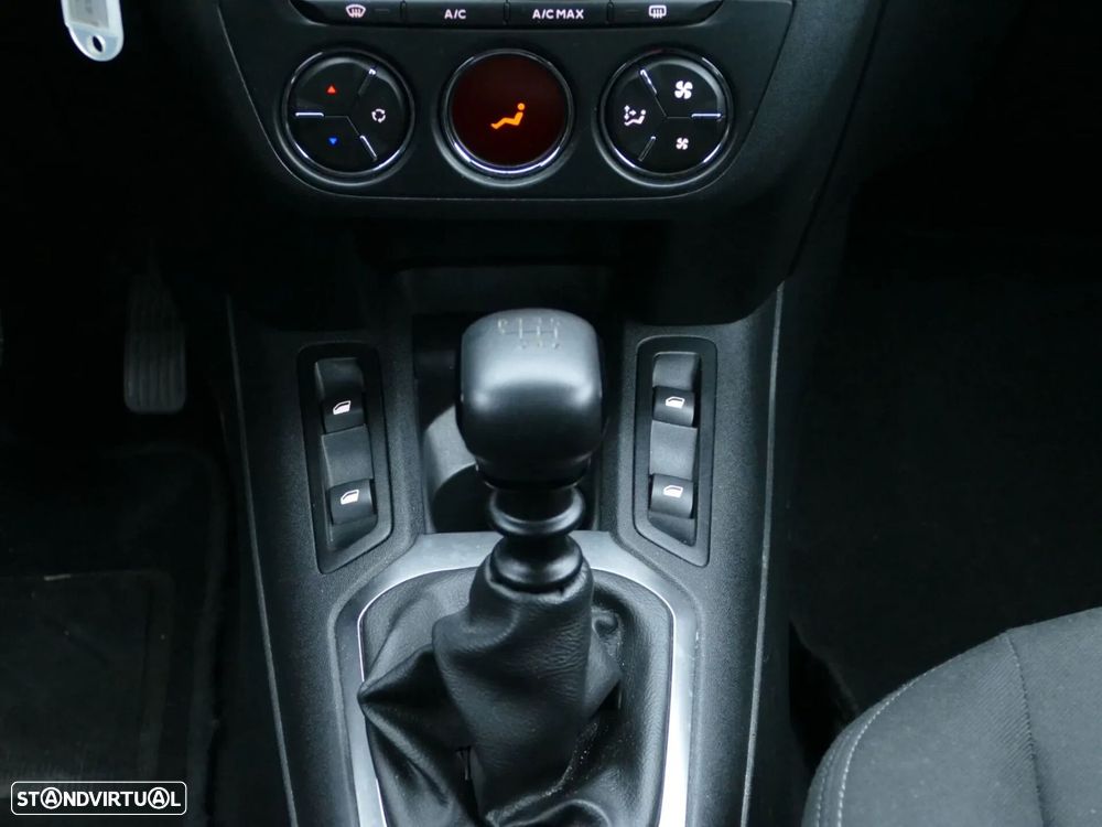 Citroën C-Elysée 1.5 BlueHDi Shine - 19