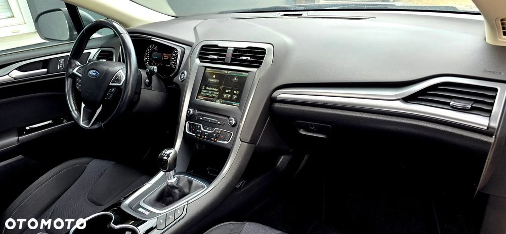 Ford Mondeo 2.0 EcoBlue Titanium - 20