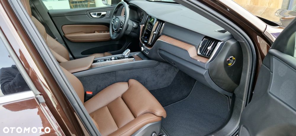 Volvo XC 60 B4 D AWD Inscription - 14