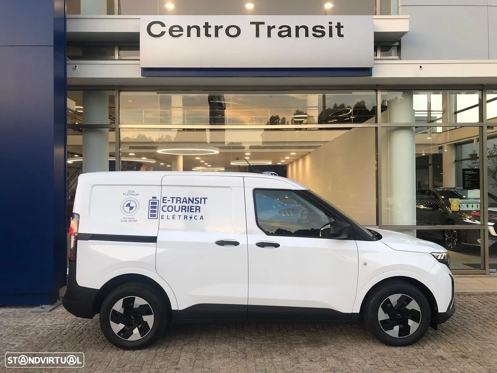 Ford Transit Courier Van BEV Trend - 4