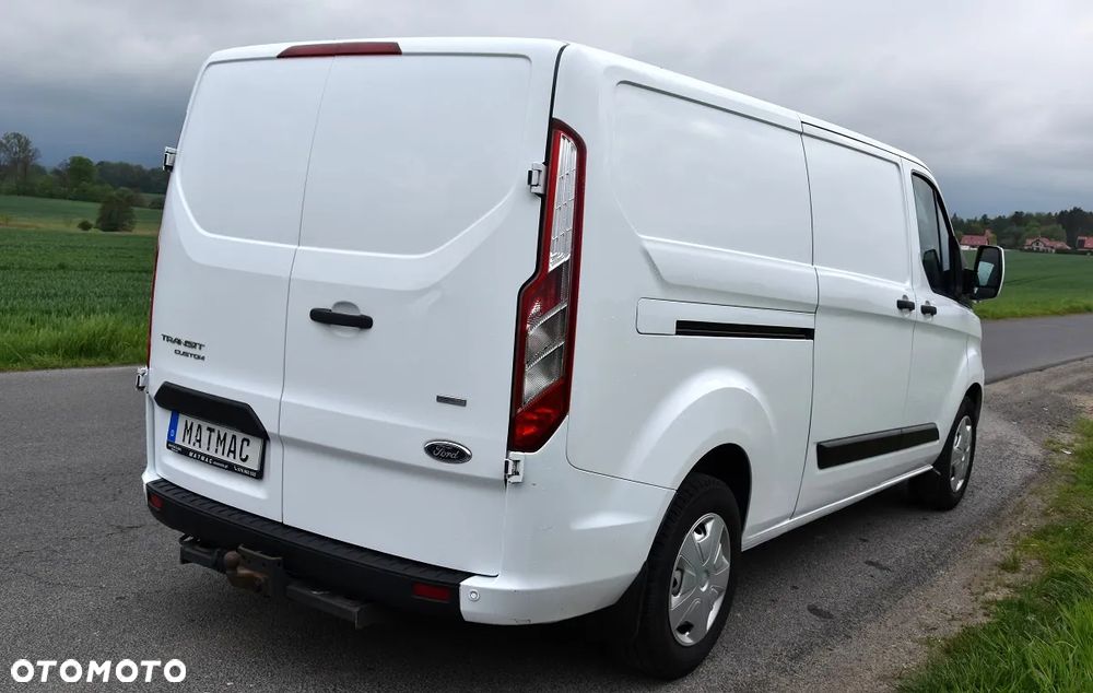 Ford TRANSIT CUSTOM 320 L2H1 - 9