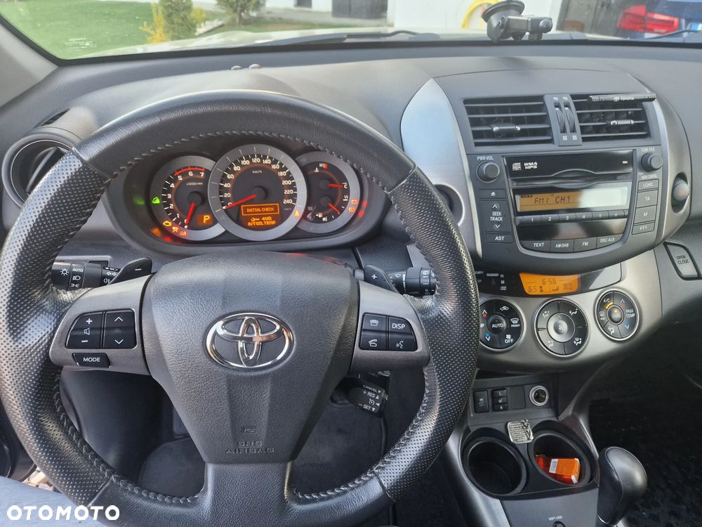 Toyota RAV4 2.2 D-4D 4x4 Automatik Executive - 7