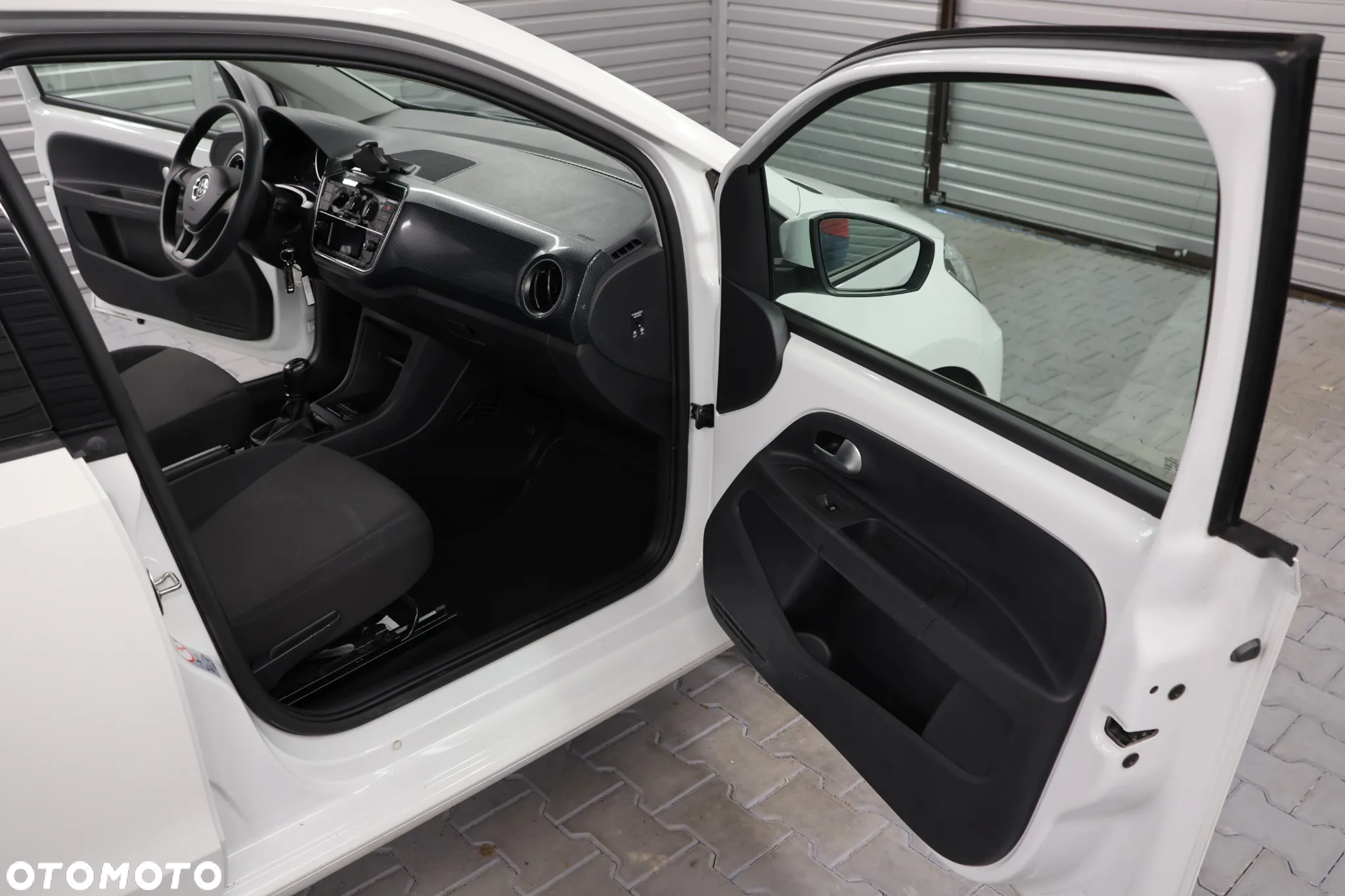 Volkswagen up! 1.0 move - 11