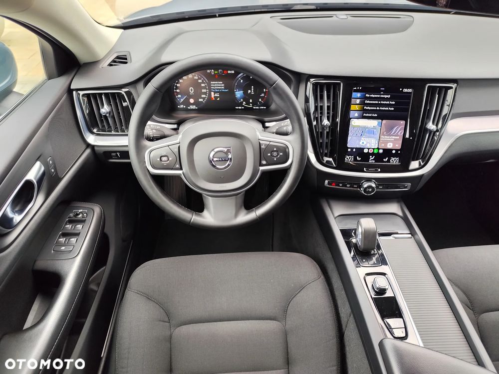 Volvo V60 B4 D Momentum Pro - 26