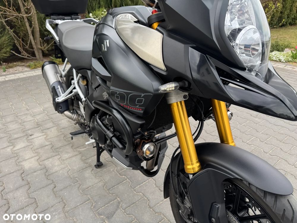 Suzuki V-STROM - 28