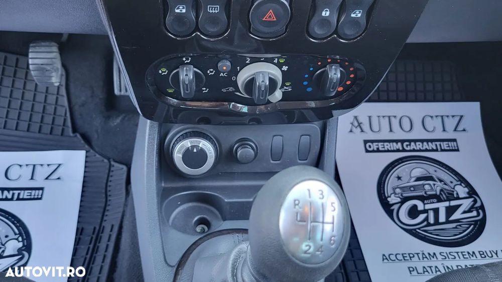 Dacia Duster 1.6 4x4 Ambiance - 27