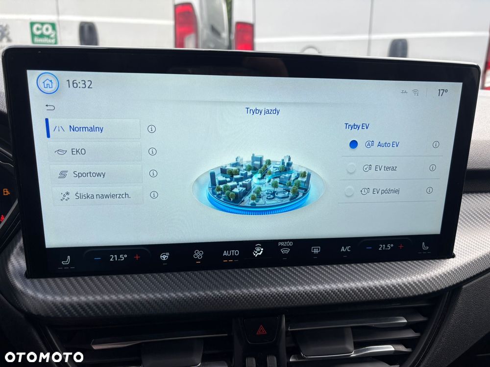 Ford Kuga 2.5 Duratec PHEV ST-LINE - 23