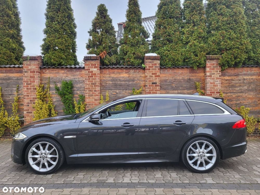 Jaguar XF - 4