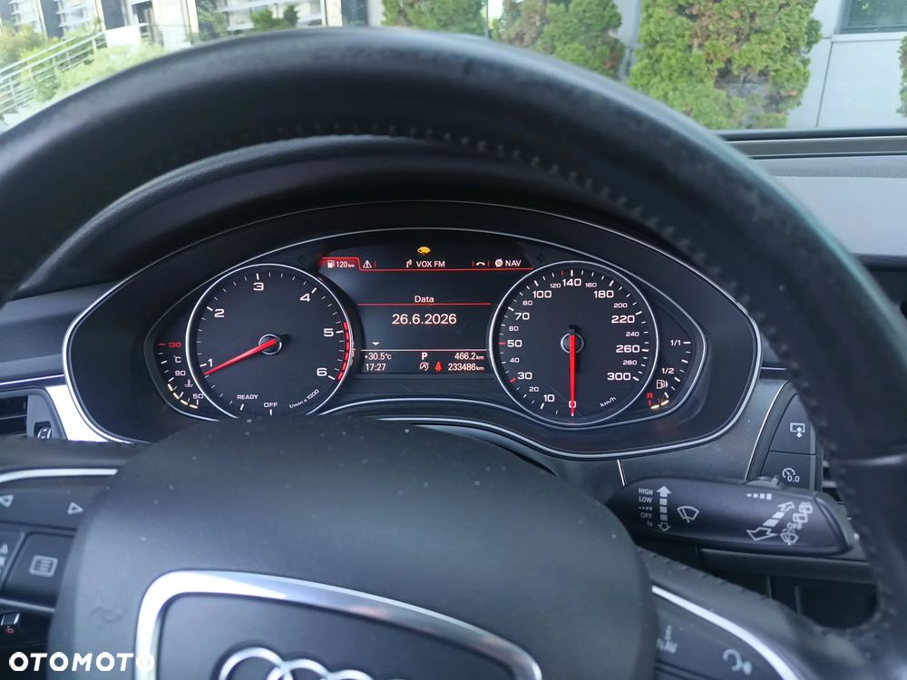Audi A6 Avant 2.0 TDI Ultra S tronic - 22