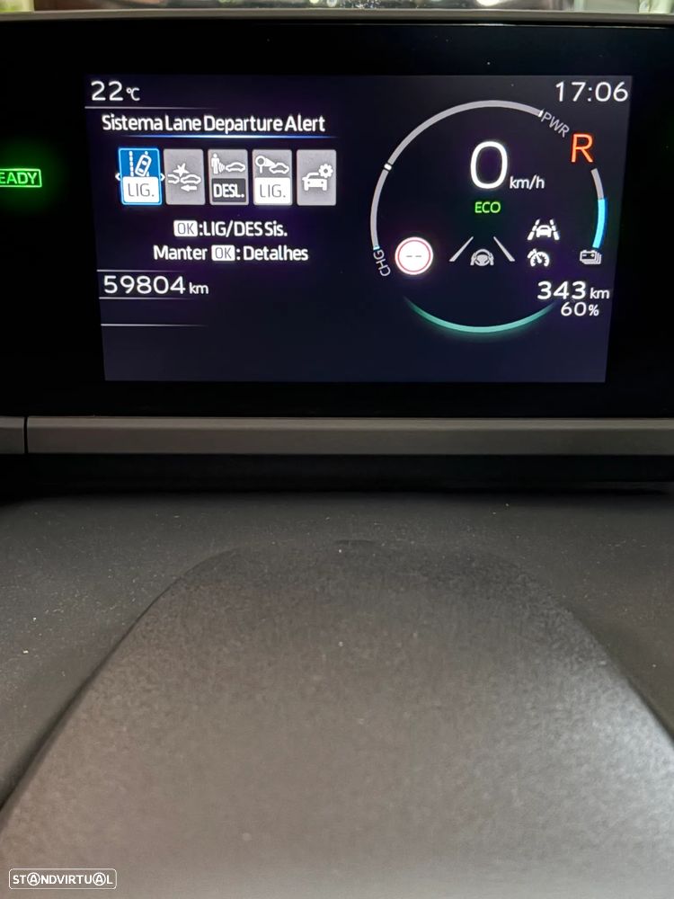 Toyota bZ4X Lounge - 16