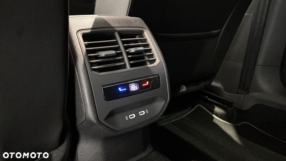 Cupra Leon 2.0 TSI DSG - 20