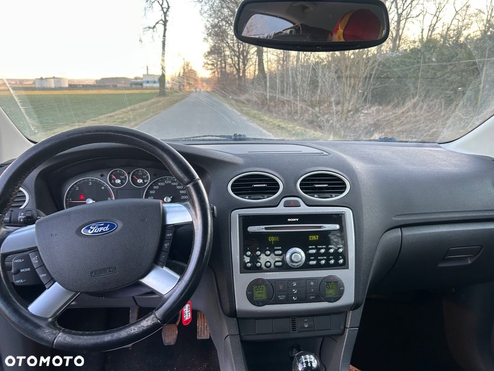 Ford Focus - 8