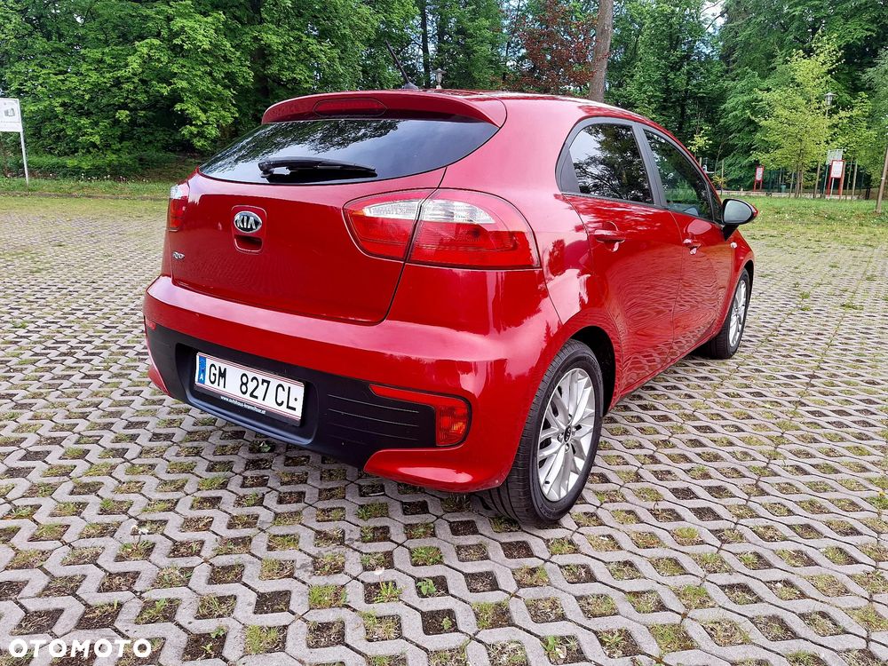 Kia Rio 1.2 Dream Team Edition - 6