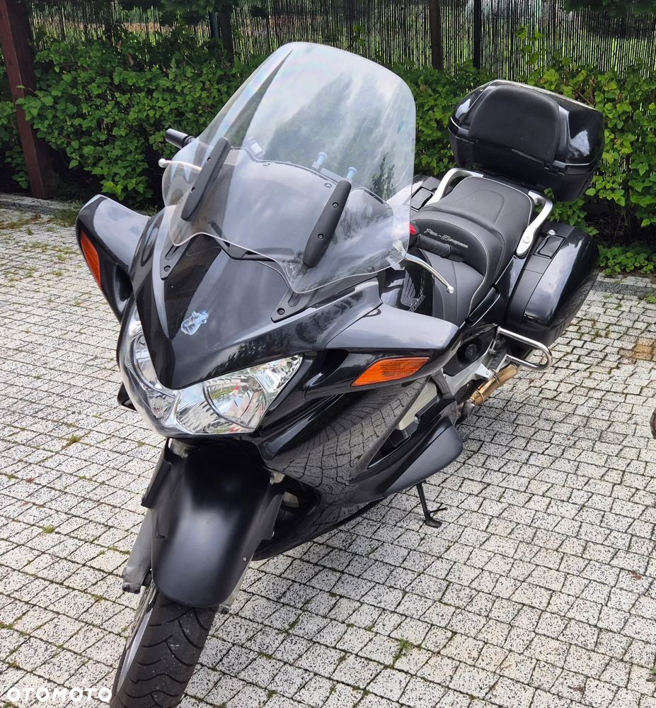 Honda ST - 5
