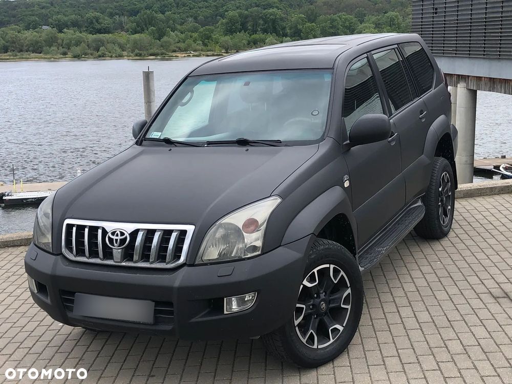 Toyota Land Cruiser - 3