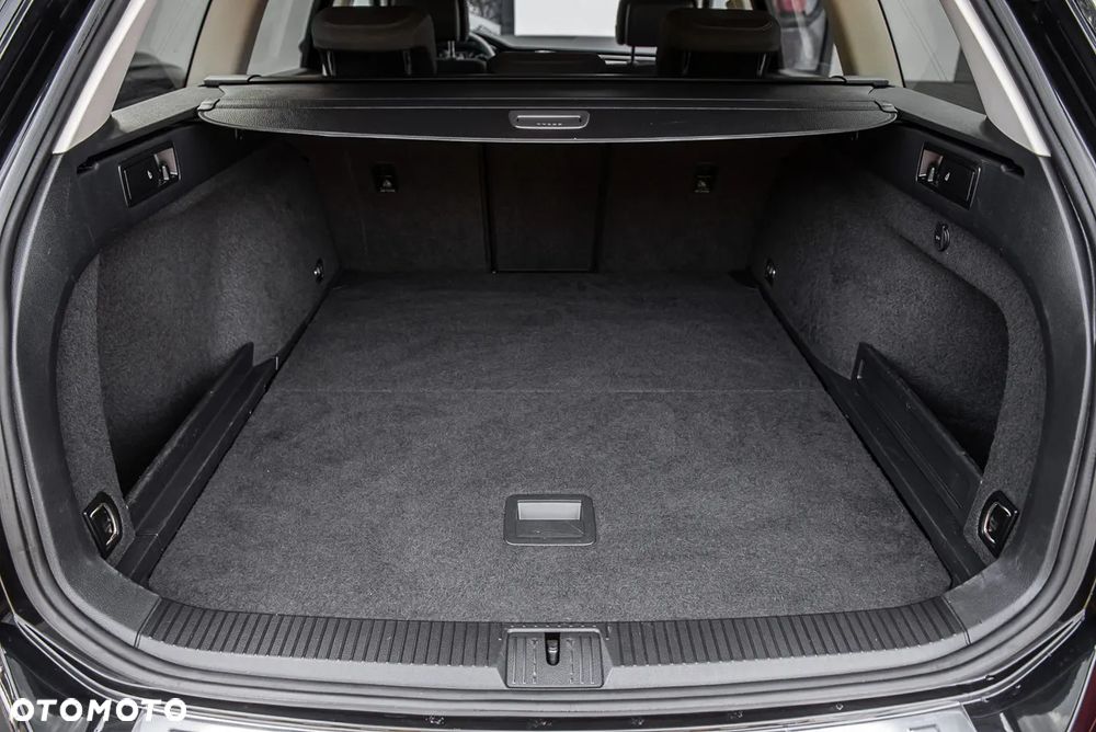 Volkswagen Passat Variant 1.6 TDI SCR DSG Business - 27