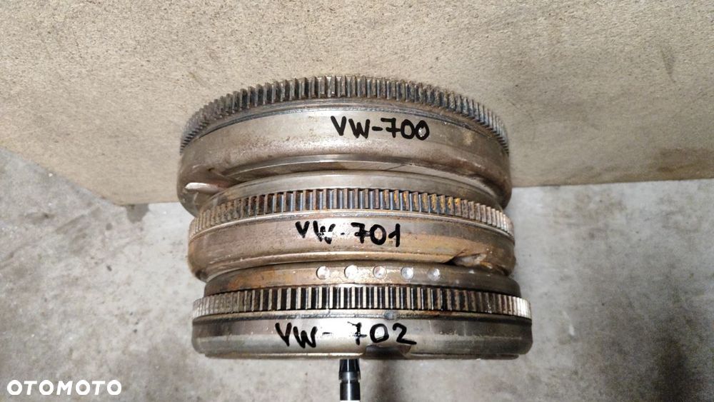 VOLKSWAGEN VW AUTOMAT AUTOMATYCZNE DIESEL / BENZYNA SPRZĘGŁO KOŁO ZAMACHOWE TARCZA DOCISK DWUMAS - 32