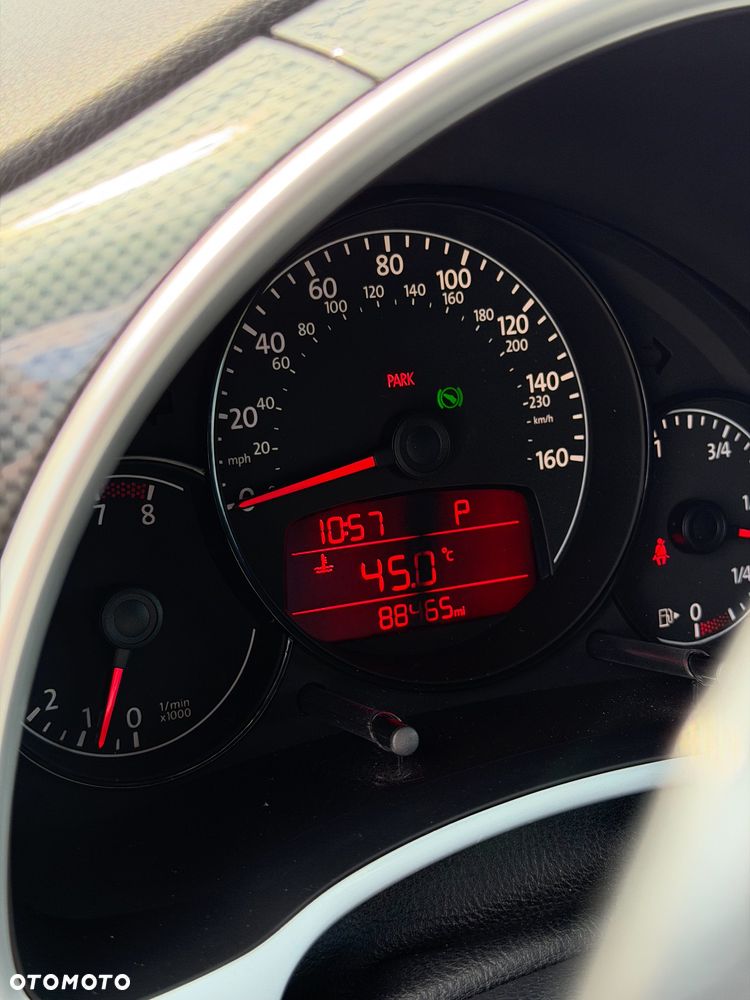Volkswagen Beetle 2.0 TSI Sport DSG - 14