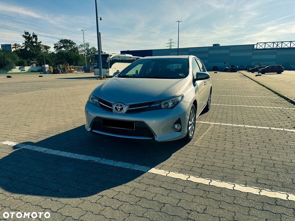 Toyota Auris 1.6 Dynamic - 2